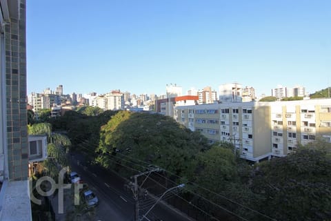 Image 21 - 226047